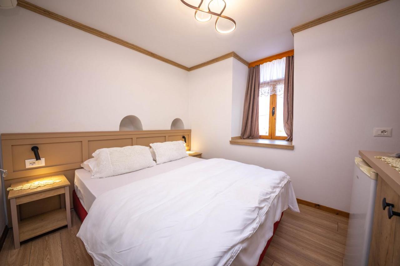 Bed And Breakfast Kotoni Gjirokastër Exterior foto