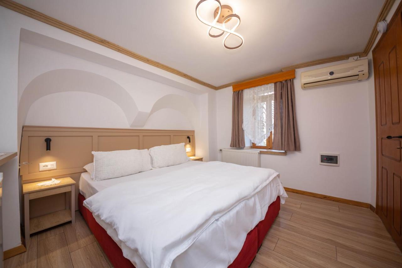 Bed And Breakfast Kotoni Gjirokastër Exterior foto